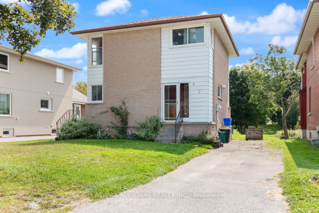 392 Andrew St