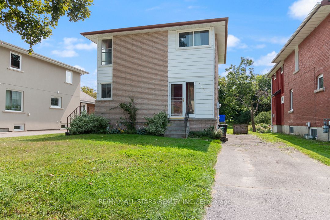 392 Andrew St