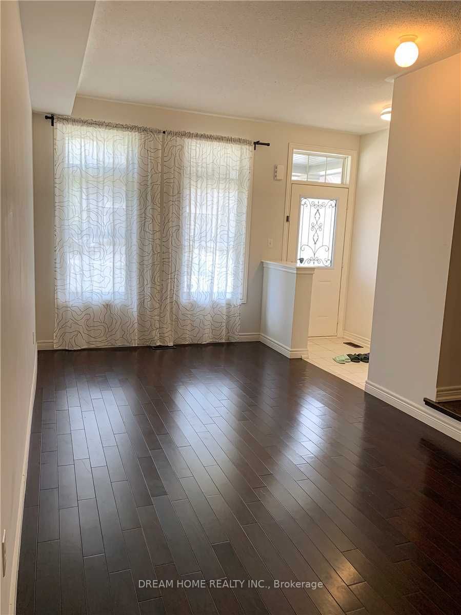 38 William Berczy Blvd