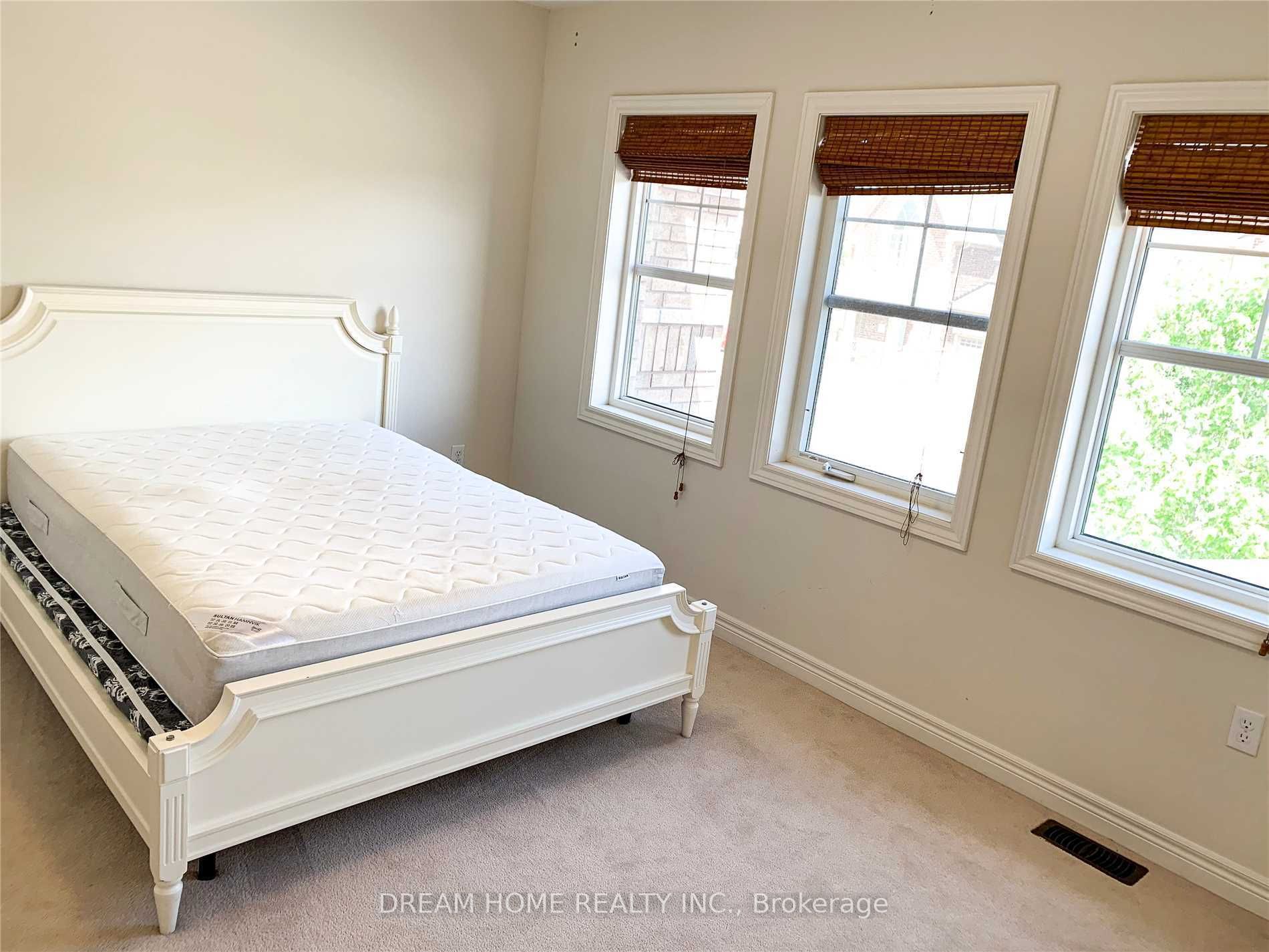 38 William Berczy Blvd