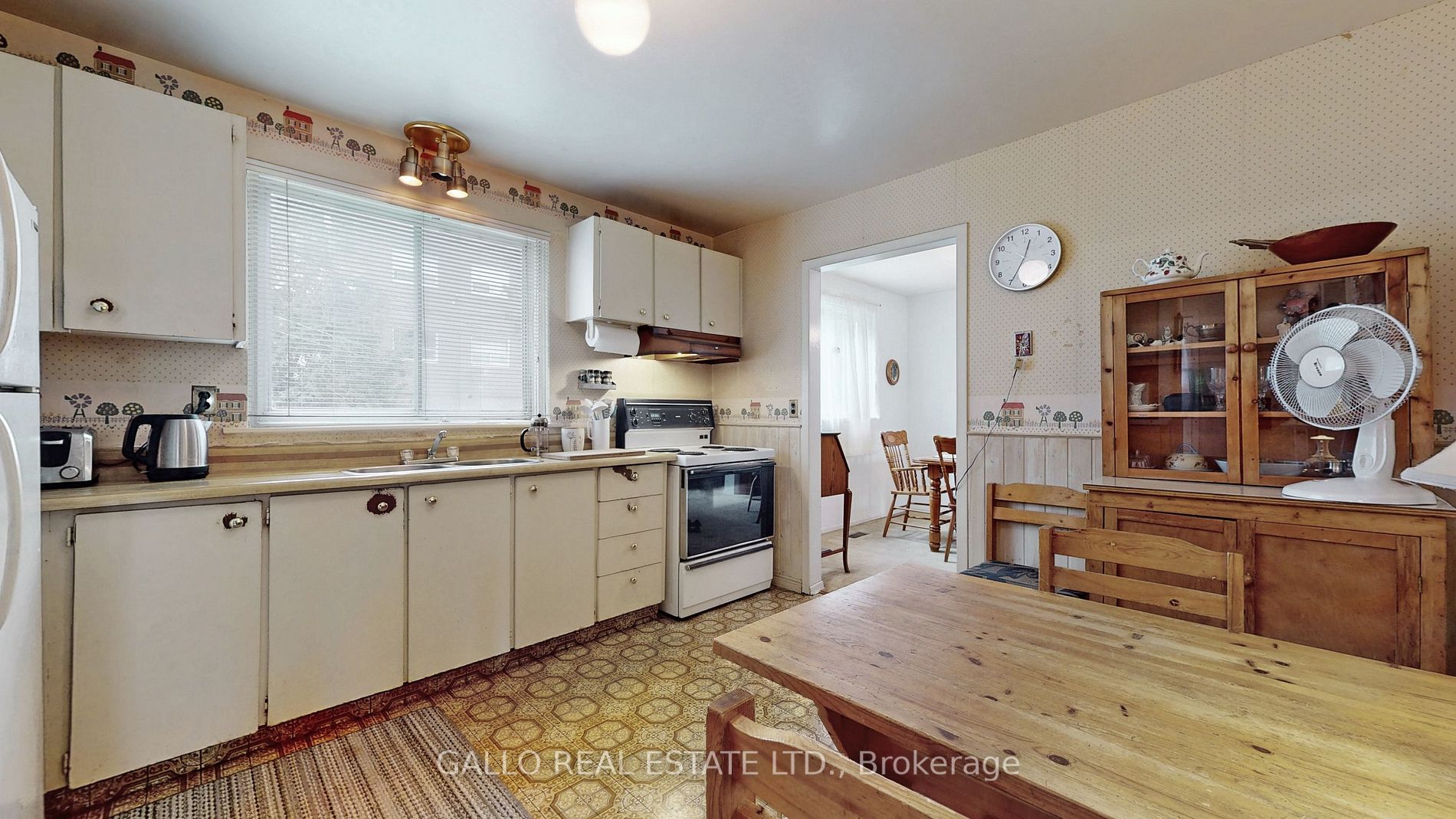 520 Elm Rd