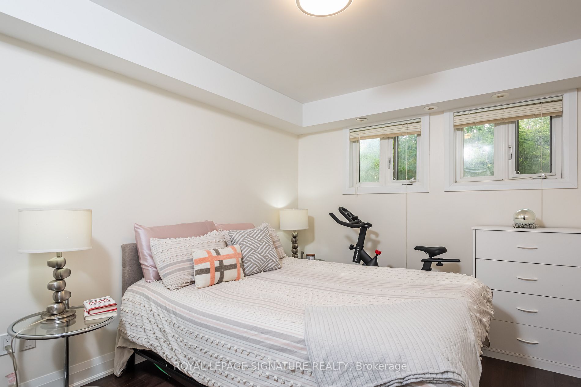 318 John St, #115