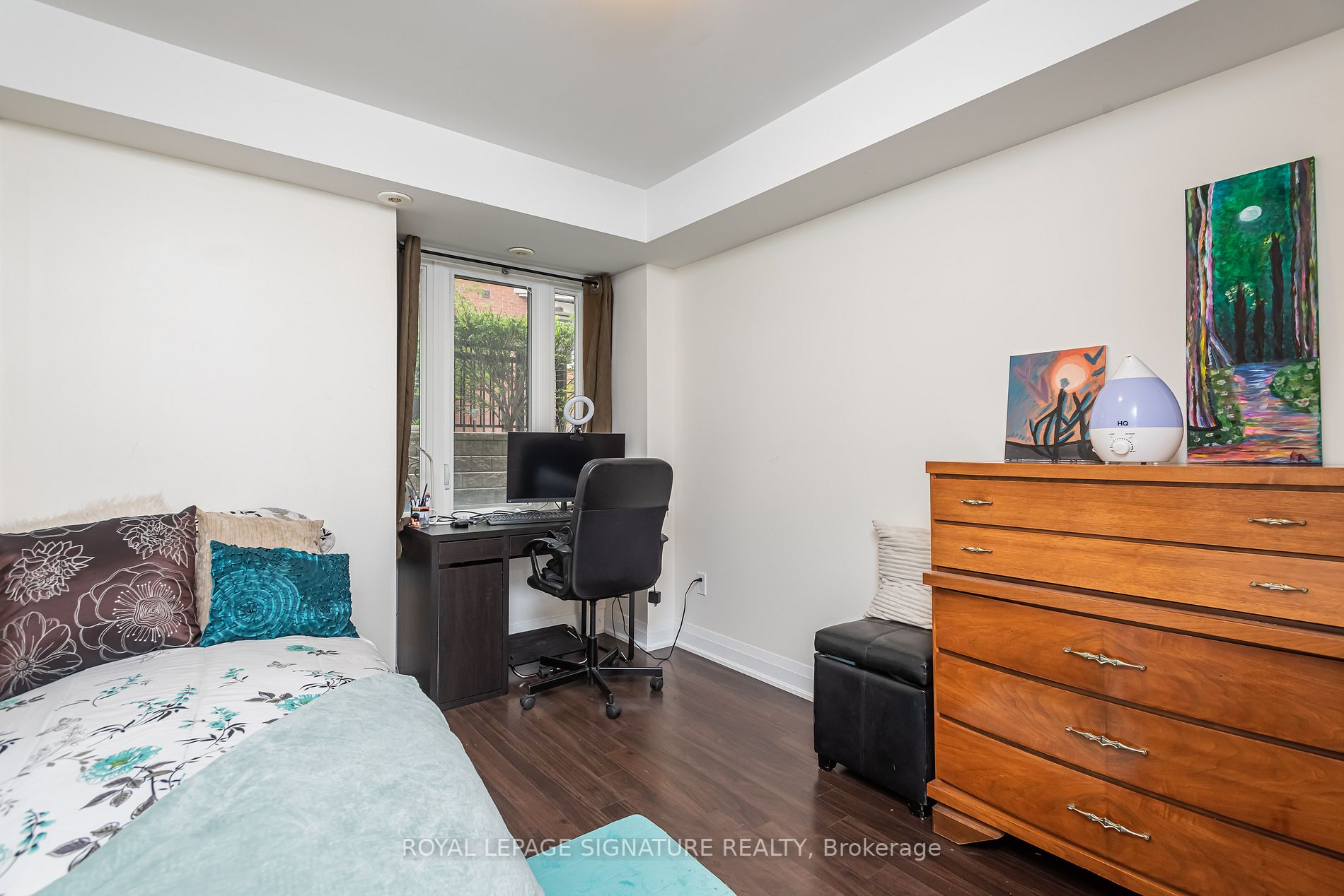 318 John St, #115