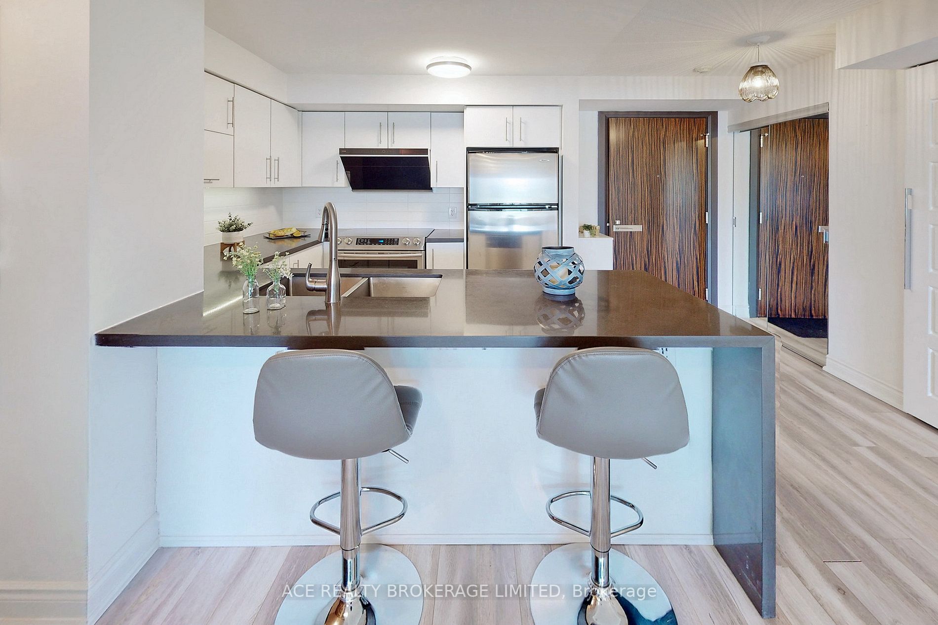 273 South Park Rd, #215