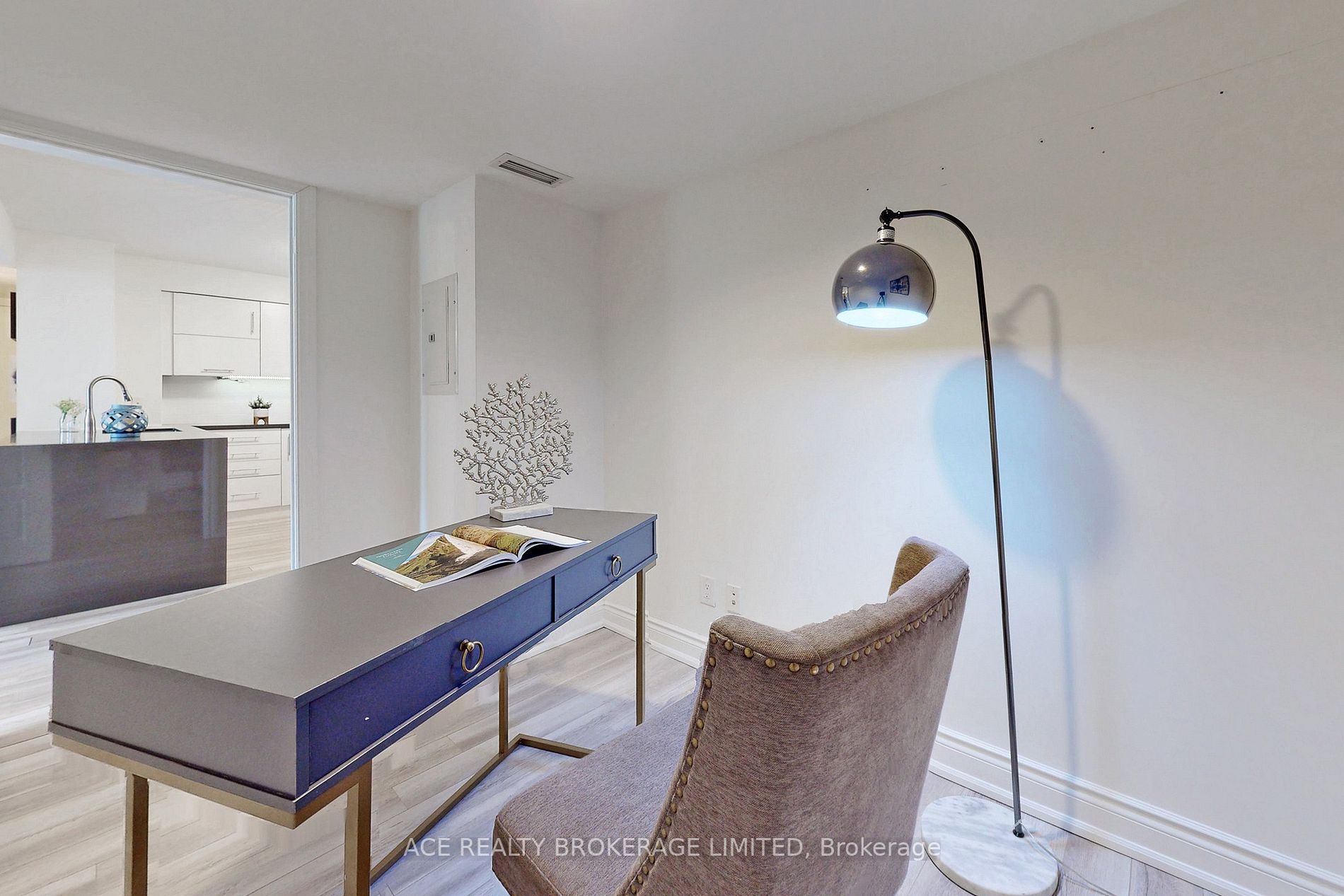 273 South Park Rd, #215