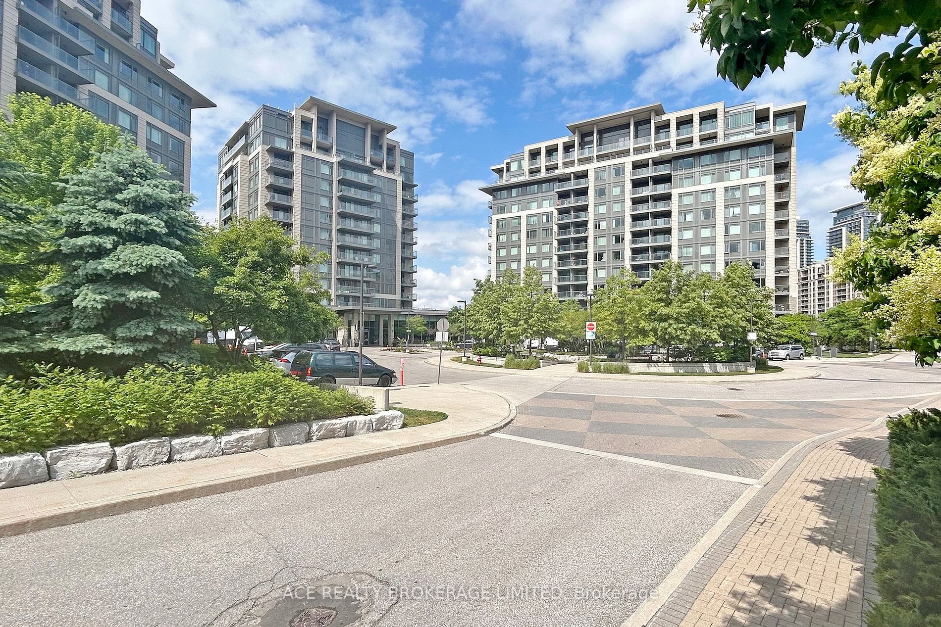 273 South Park Rd, #215