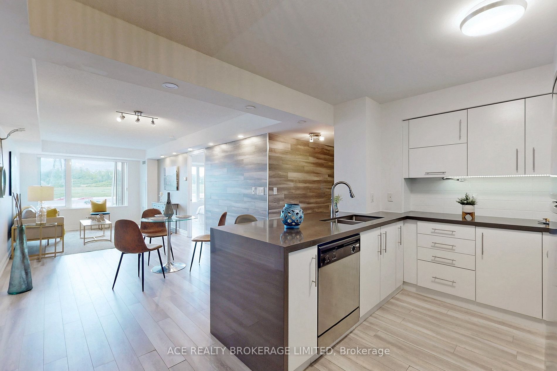 273 South Park Rd, #215