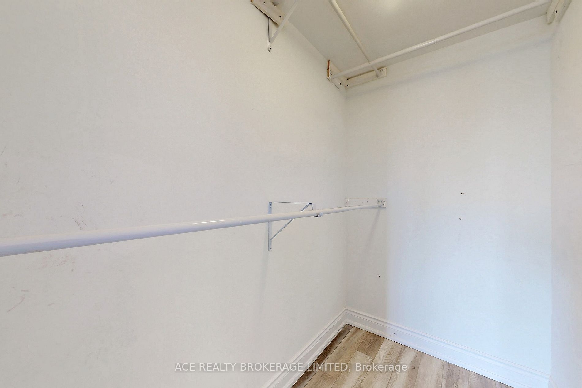 273 South Park Rd, #215