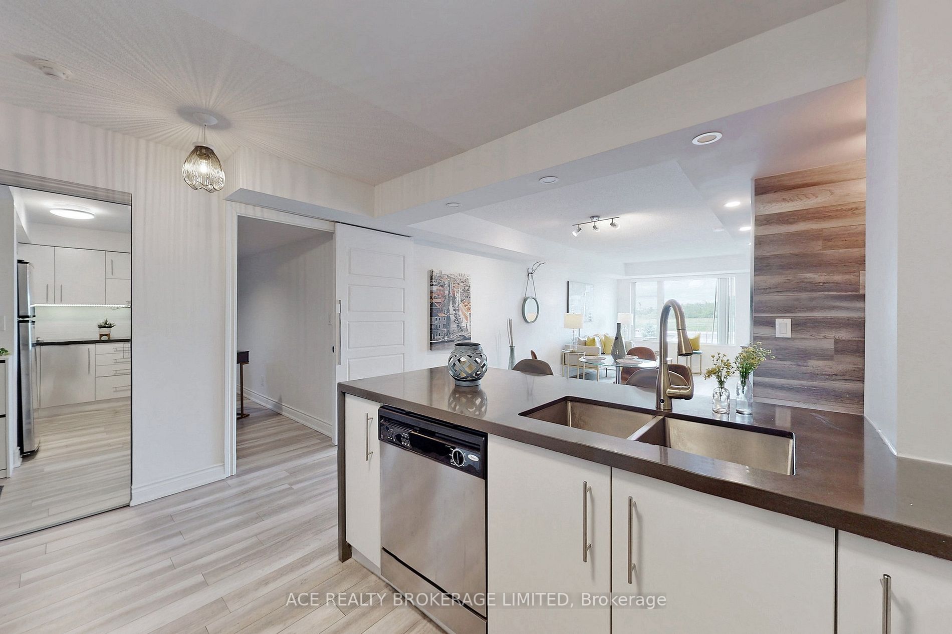 273 South Park Rd, #215