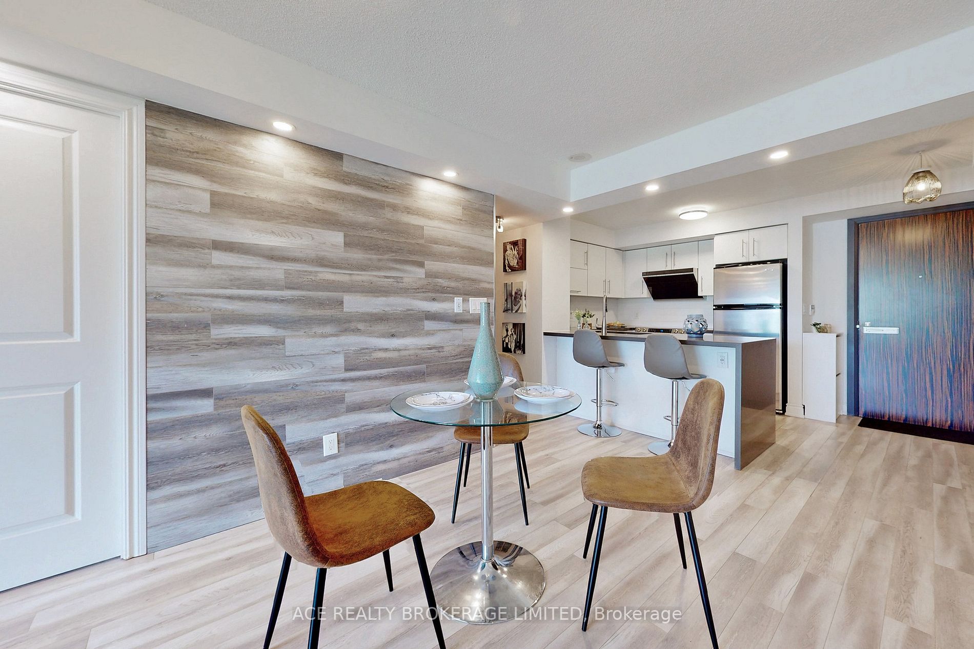 273 South Park Rd, #215