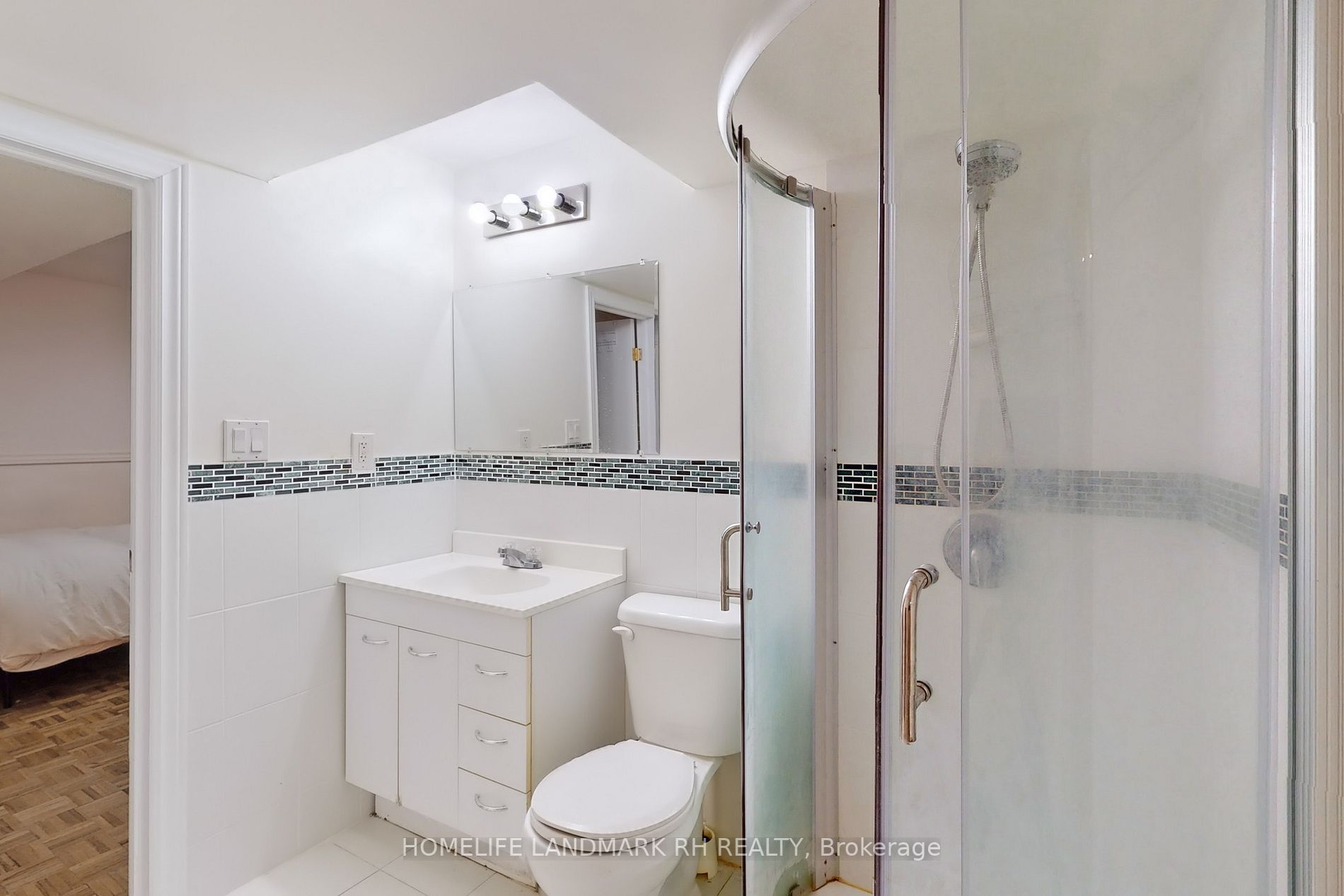 30 Miriam Cres