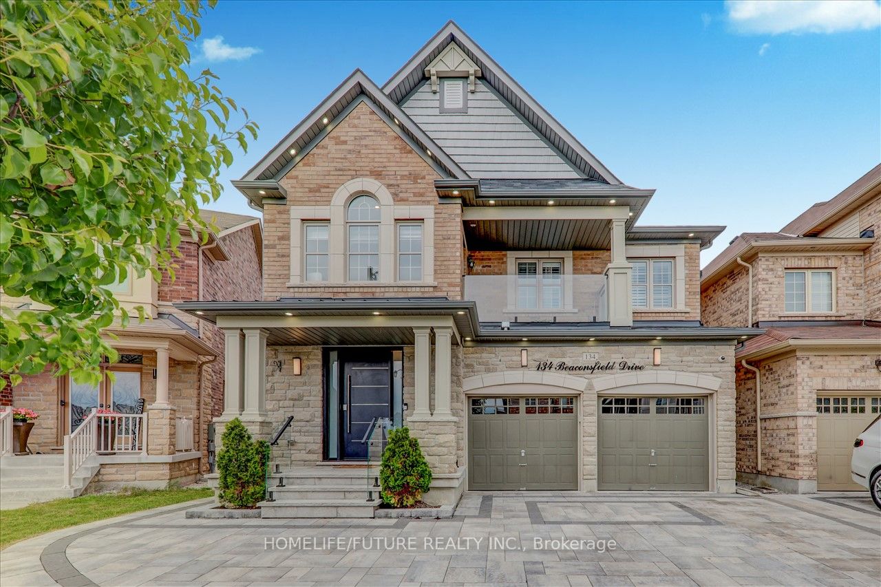 134 Beaconsfield Dr