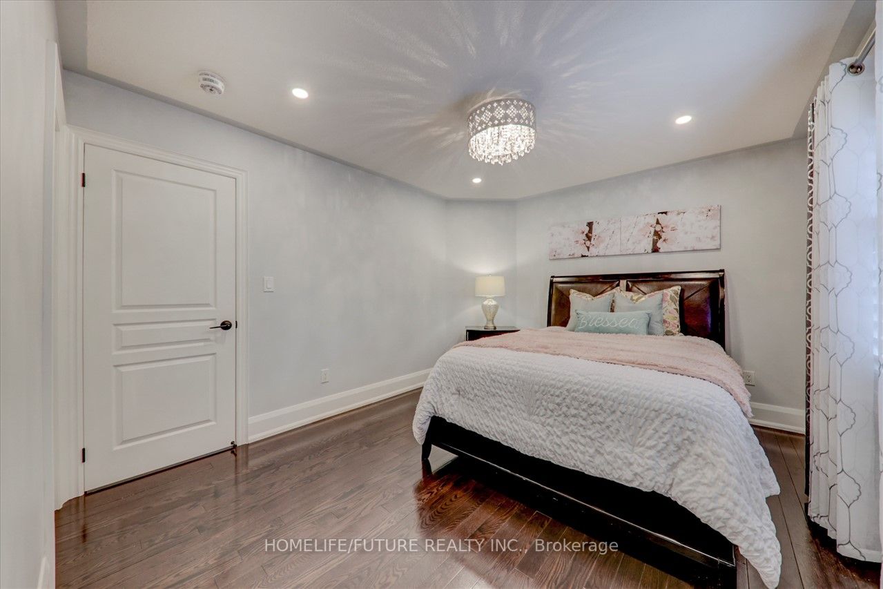 134 Beaconsfield Dr