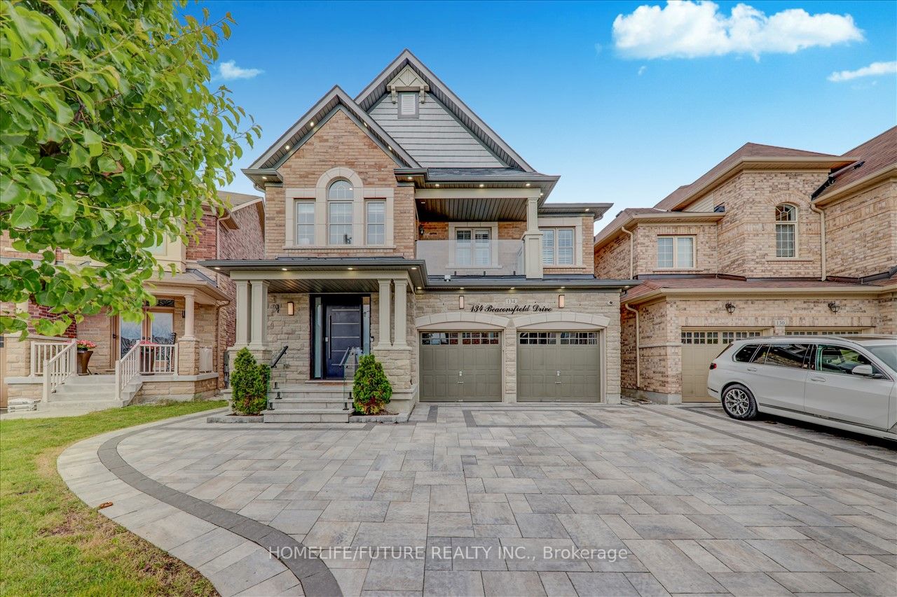 134 Beaconsfield Dr