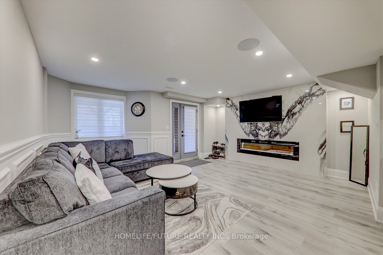 134 Beaconsfield Dr