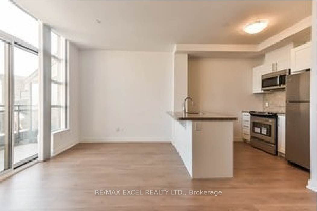 540 Bur Oak Avenue, #733
