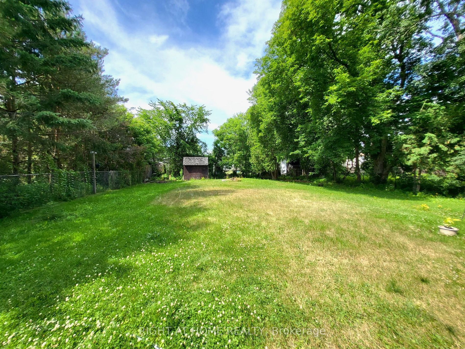 1012 Goshen Rd