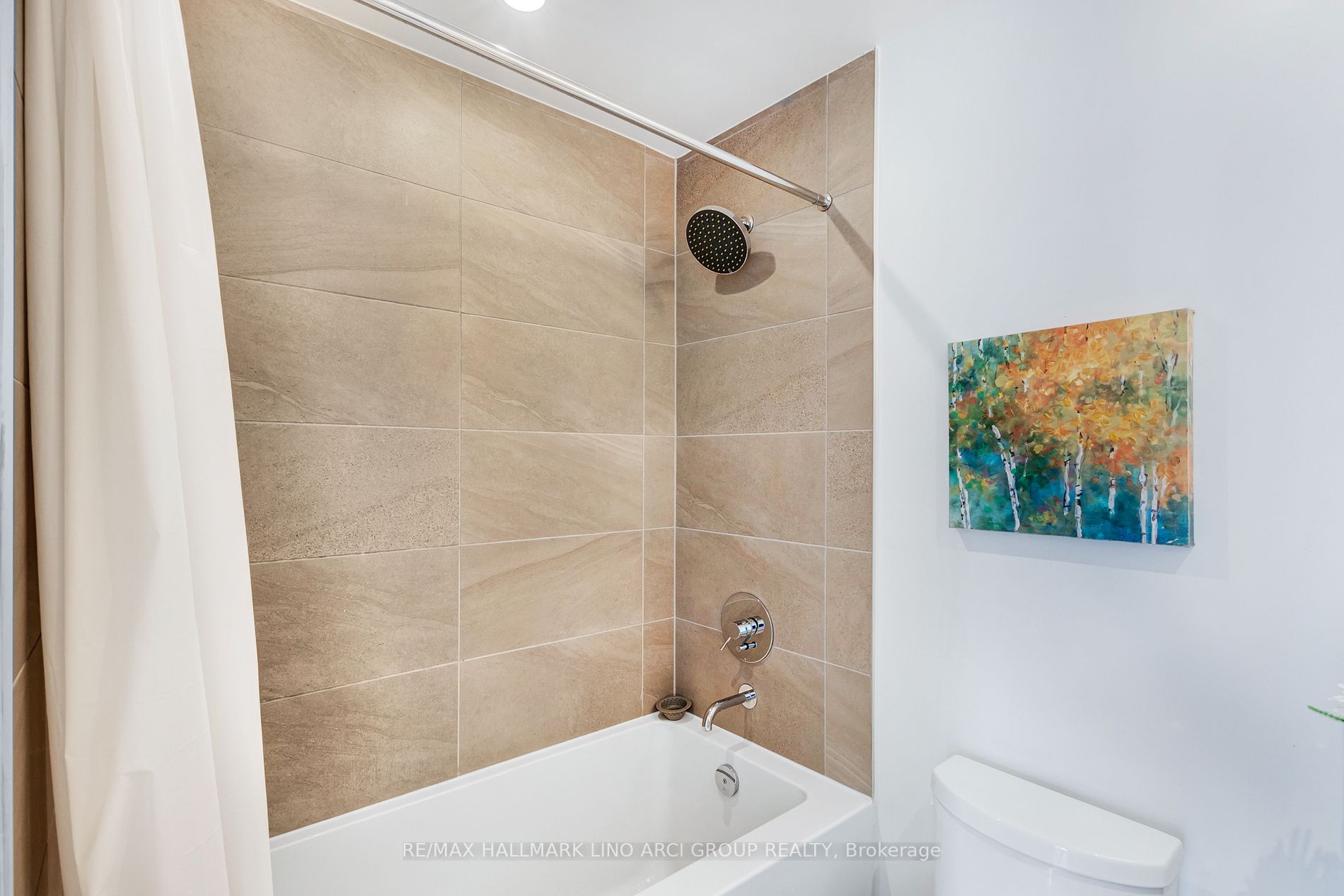 950 Portage Pkwy, #3905
