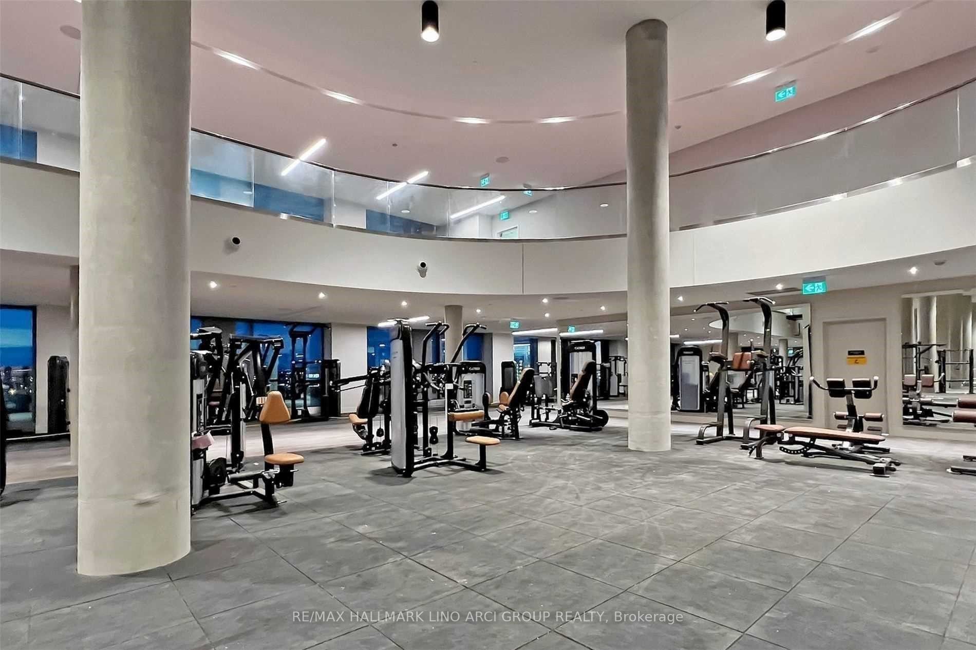 950 Portage Pkwy, #3905