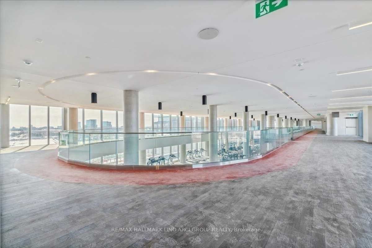 950 Portage Pkwy, #3905