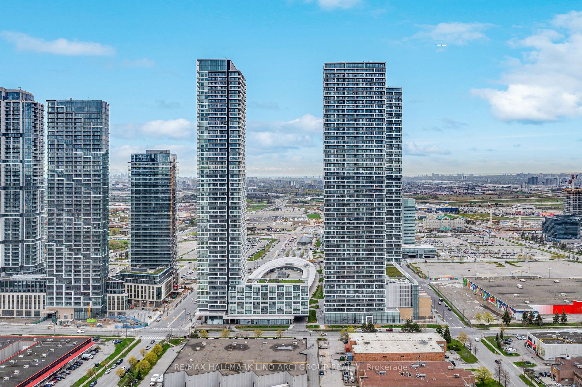 950 Portage Pkwy, #3905