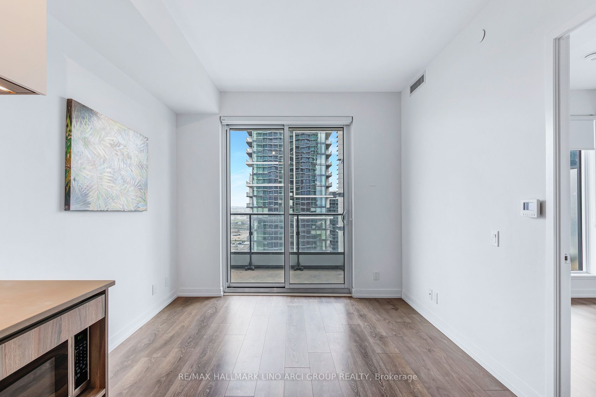 950 Portage Pkwy, #3905
