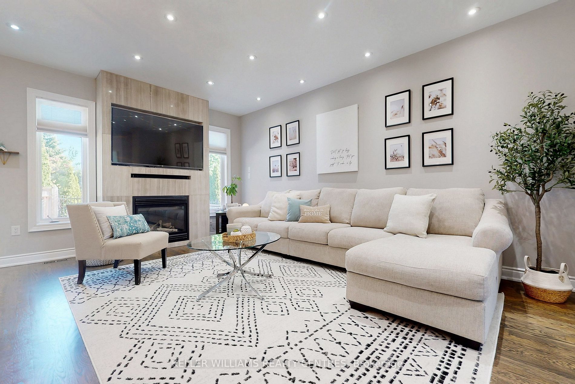 53 Gardiner Dr