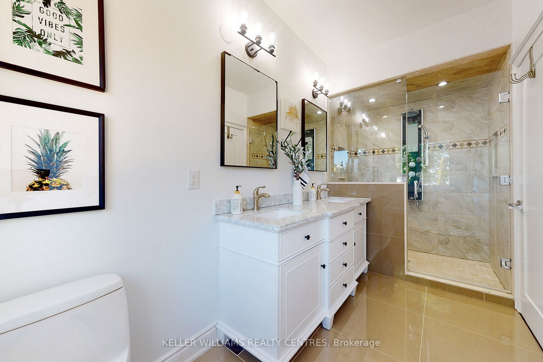 53 Gardiner Dr