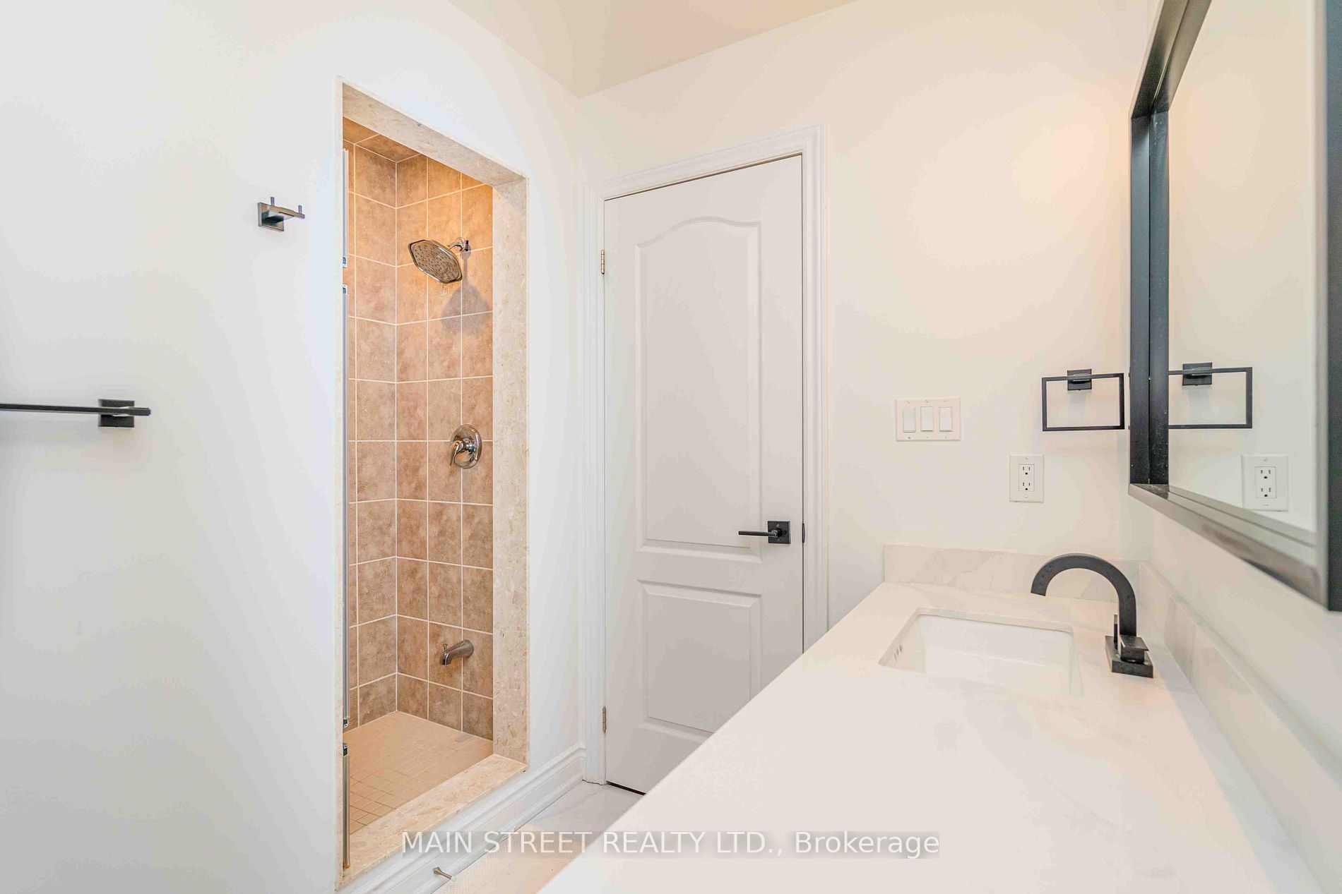 975 Goring Circle