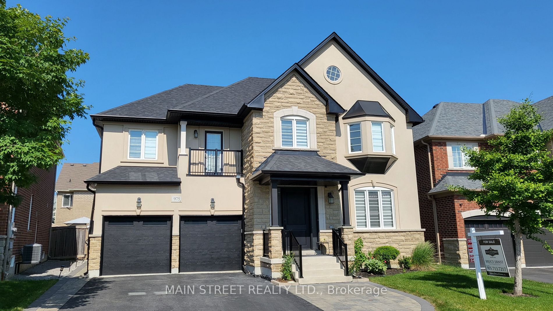 975 Goring Circle
