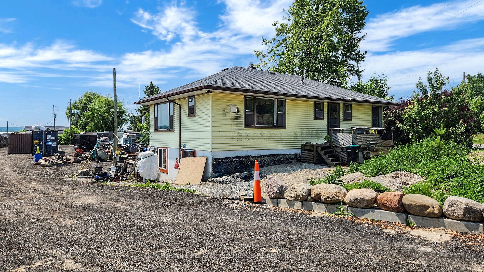 675 Canal Rd