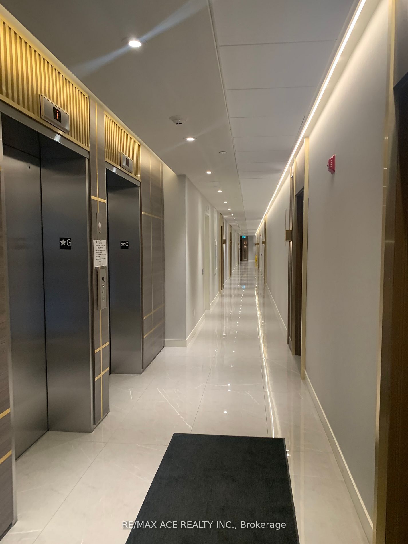 9700 Ninth Line, #315