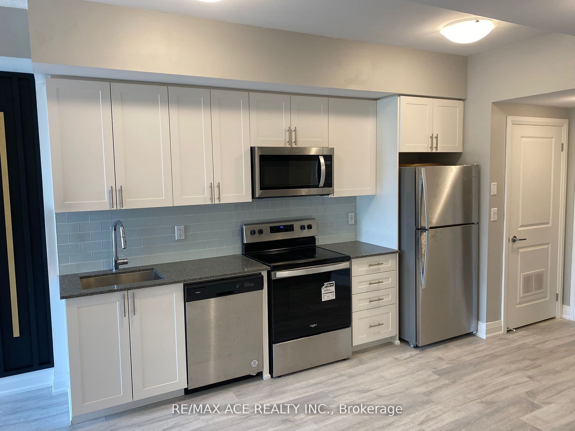 9700 Ninth Line, #315