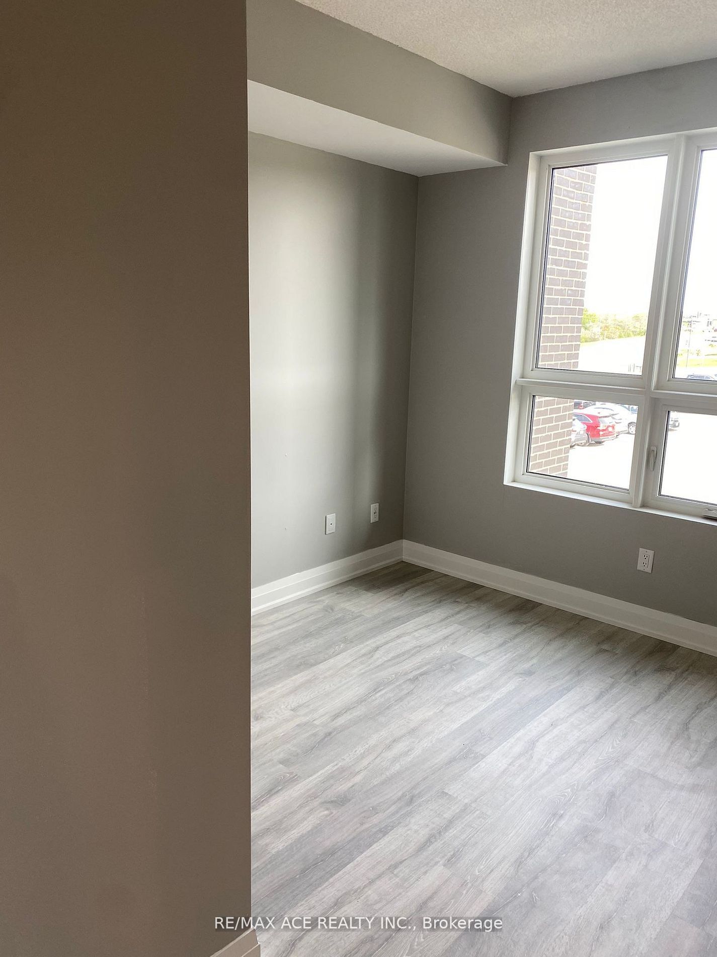 9700 Ninth Line, #315