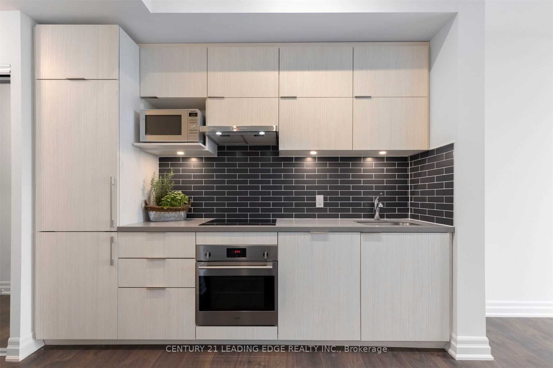 8 Rouge Valley Drive, #1215