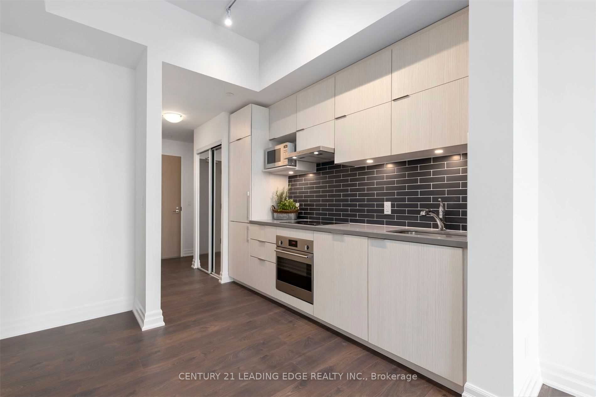 8 Rouge Valley Drive, #1215