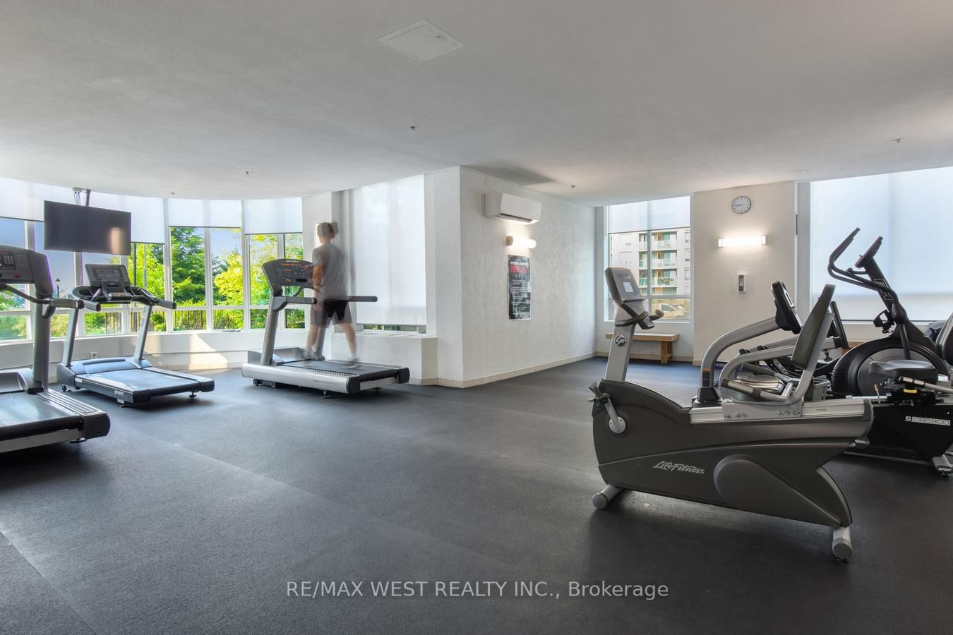 39 Oneida Cres, #Lph19