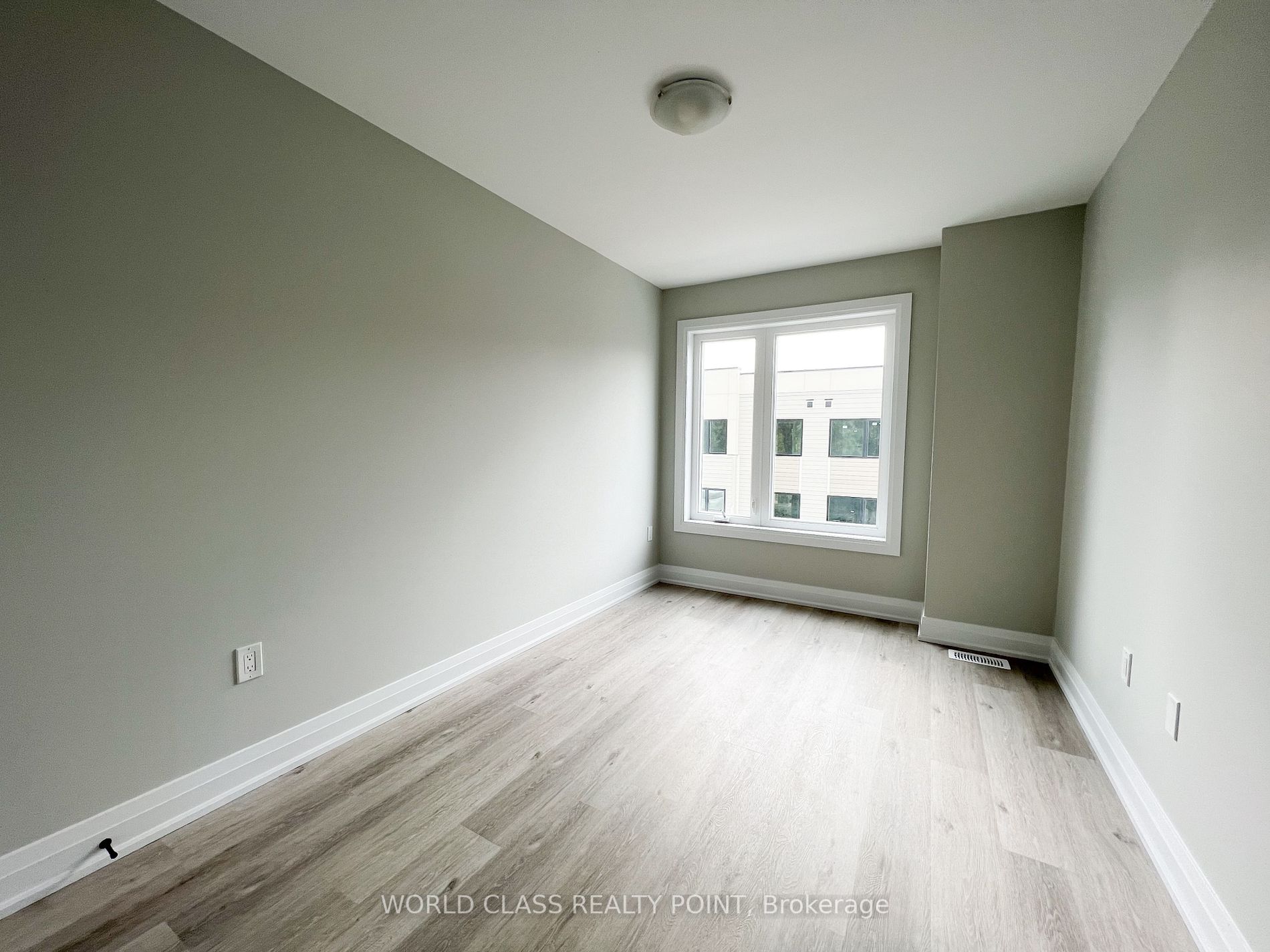 1482 Purchase Pl