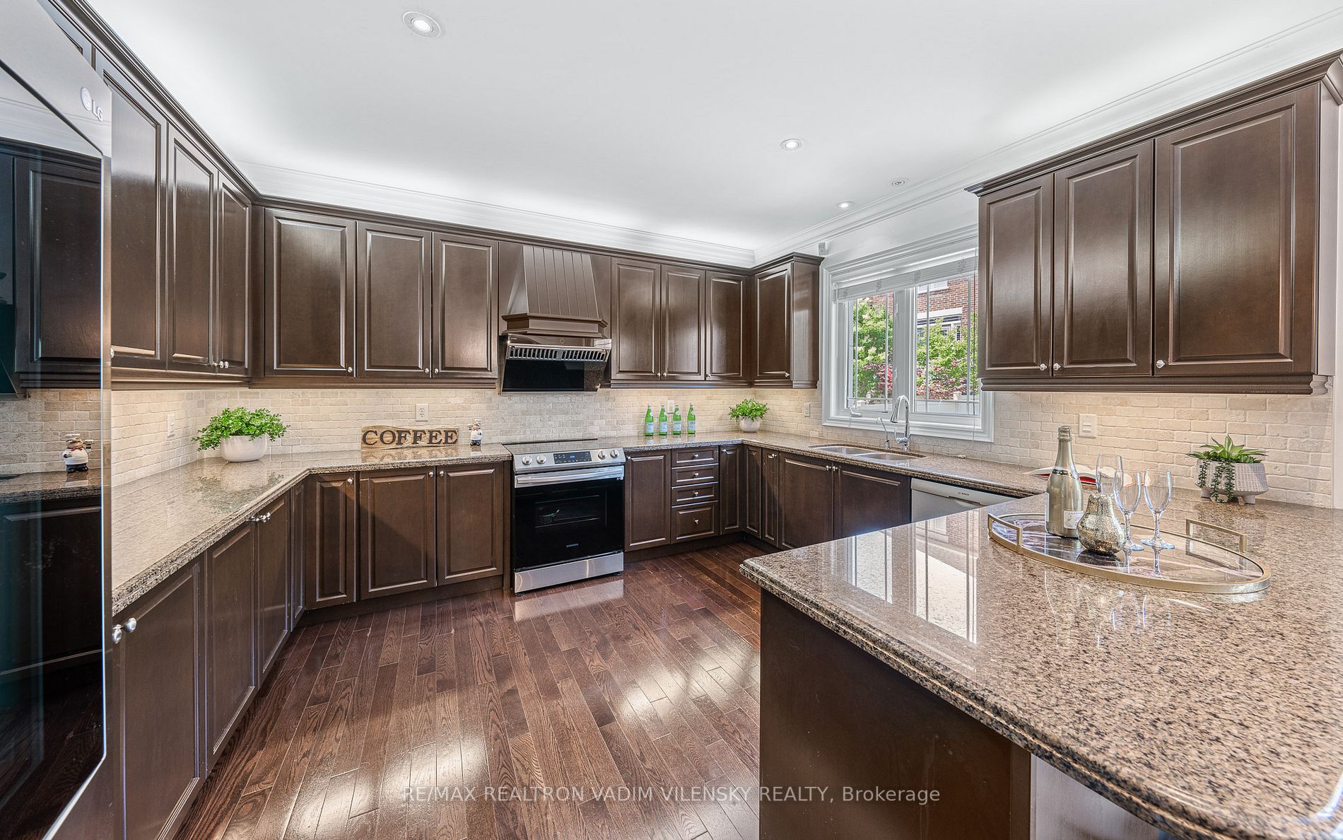 Listing N6182000 - Large Photo # 12