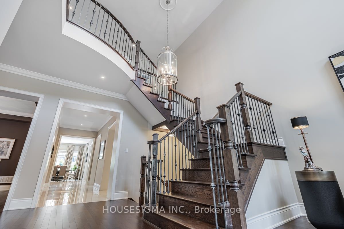 244 Grand Vellore Cres