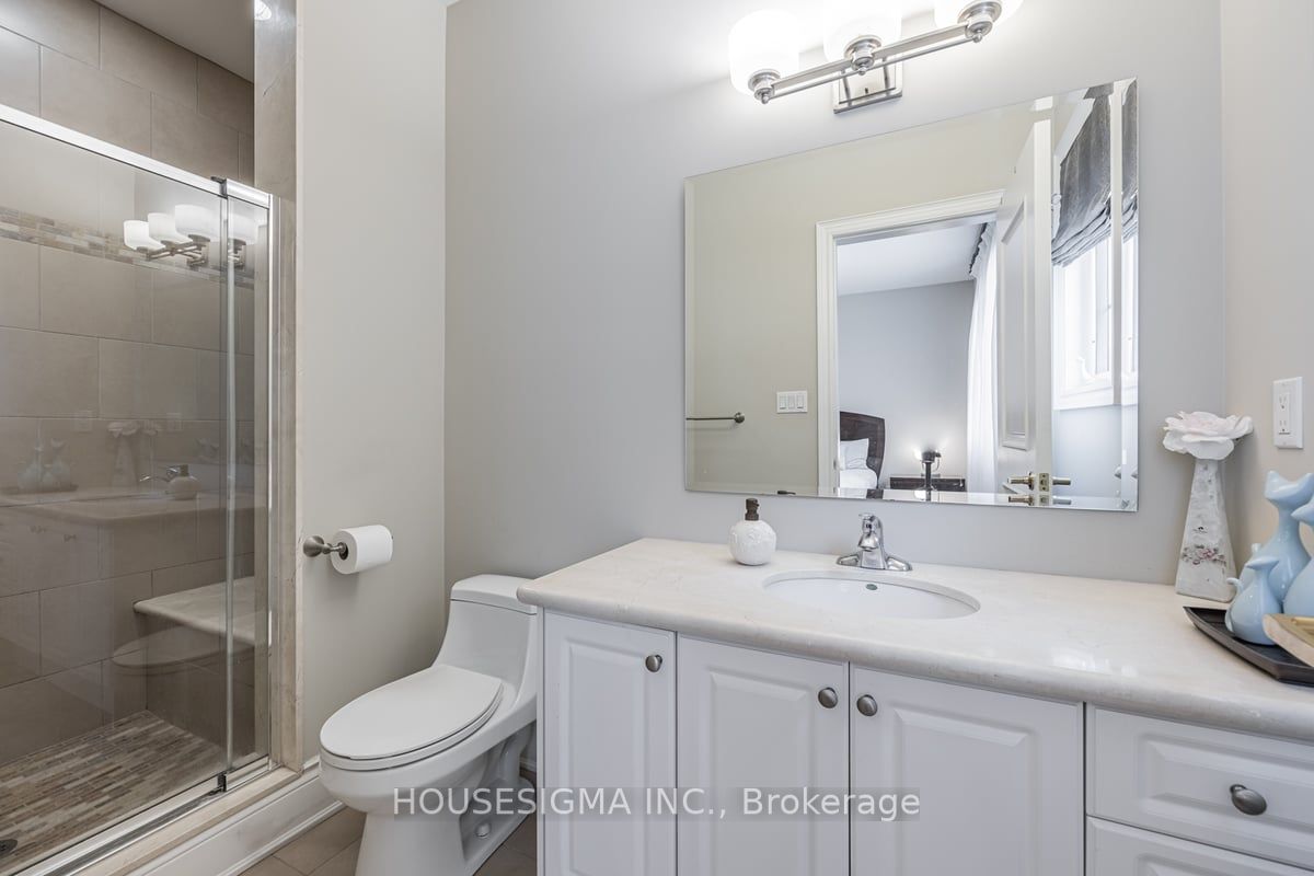 244 Grand Vellore Cres