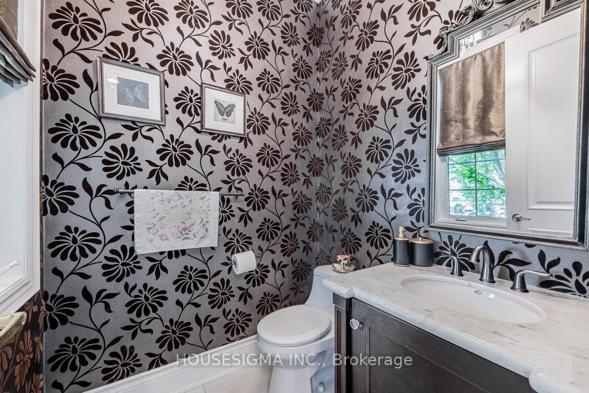 244 Grand Vellore Cres