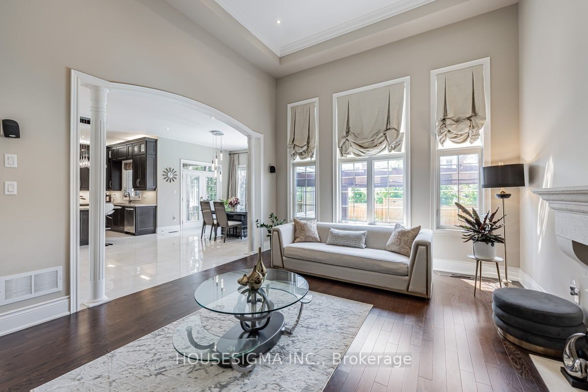 244 Grand Vellore Cres
