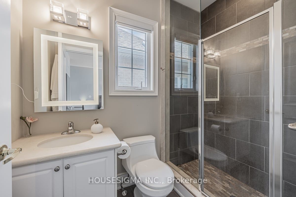 244 Grand Vellore Cres