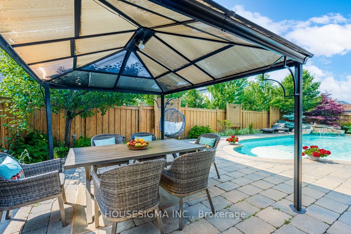 244 Grand Vellore Cres