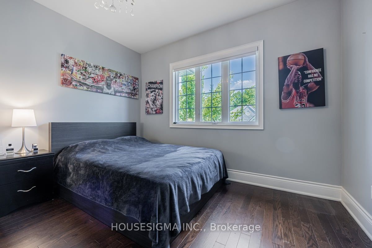 244 Grand Vellore Cres