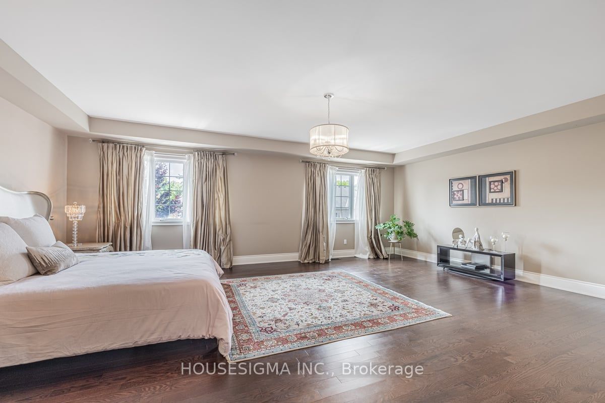 244 Grand Vellore Cres