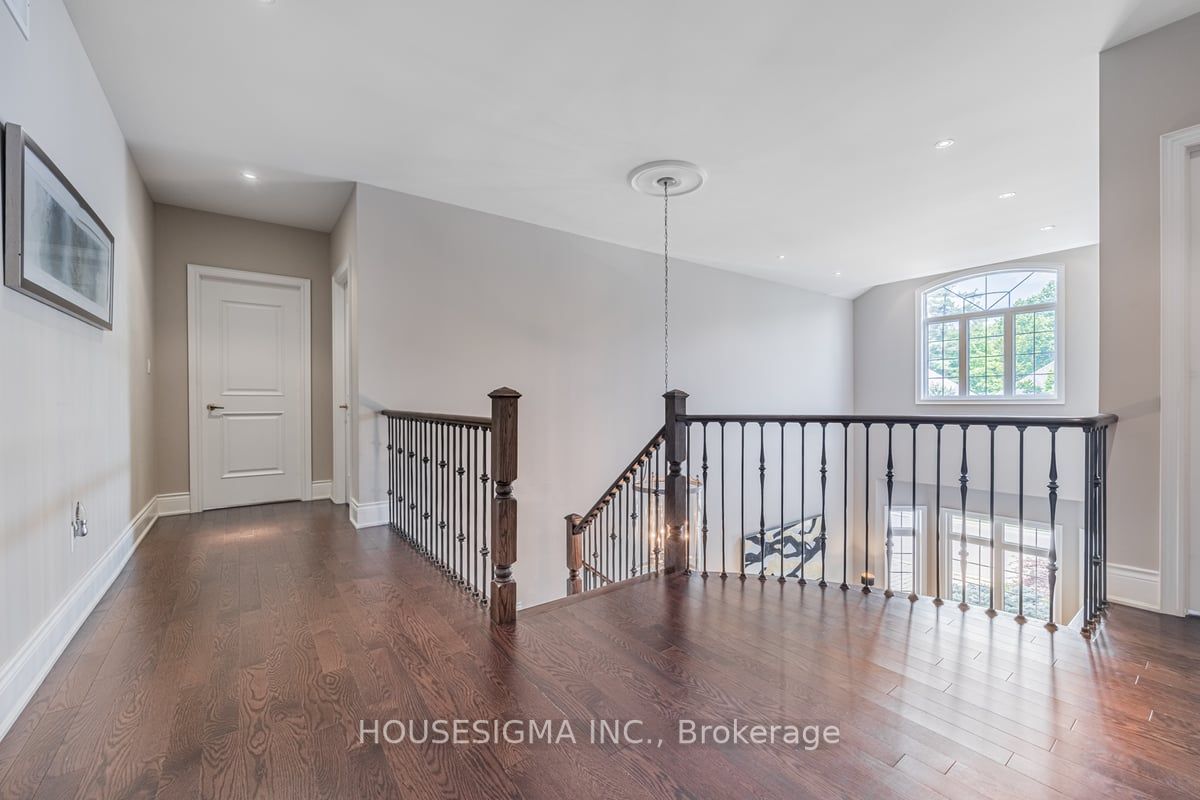 244 Grand Vellore Cres