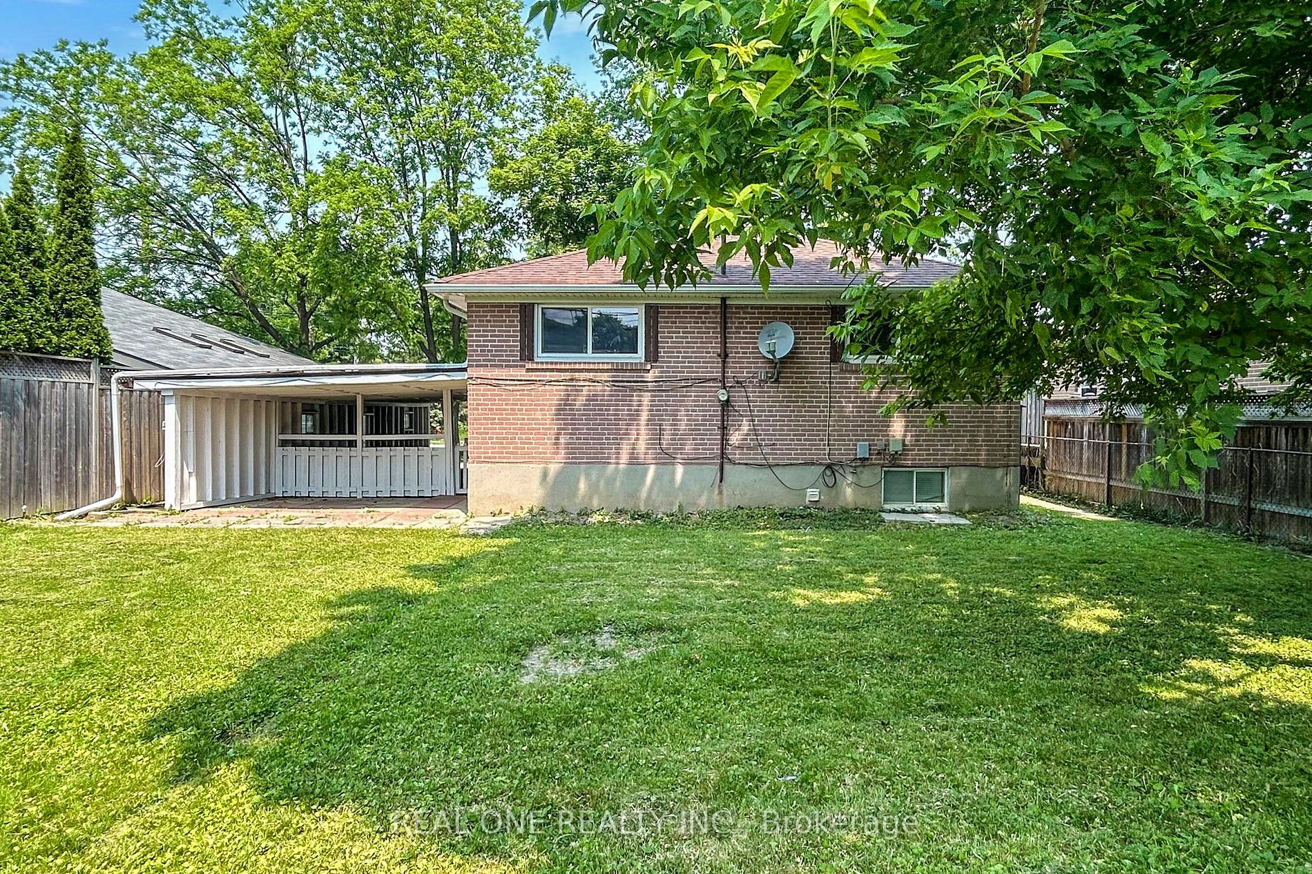 105 Aurora Heights Dr