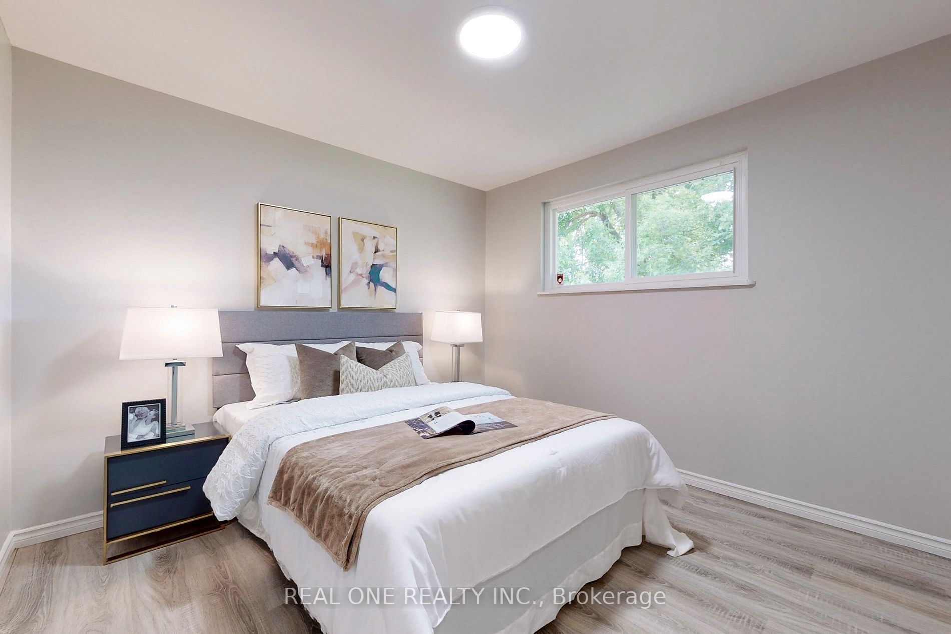 105 Aurora Heights Dr